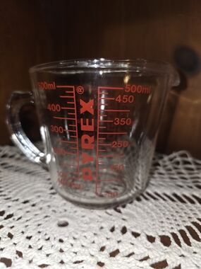Vintage Pyrex Glass Measuring Cup with Red Markings